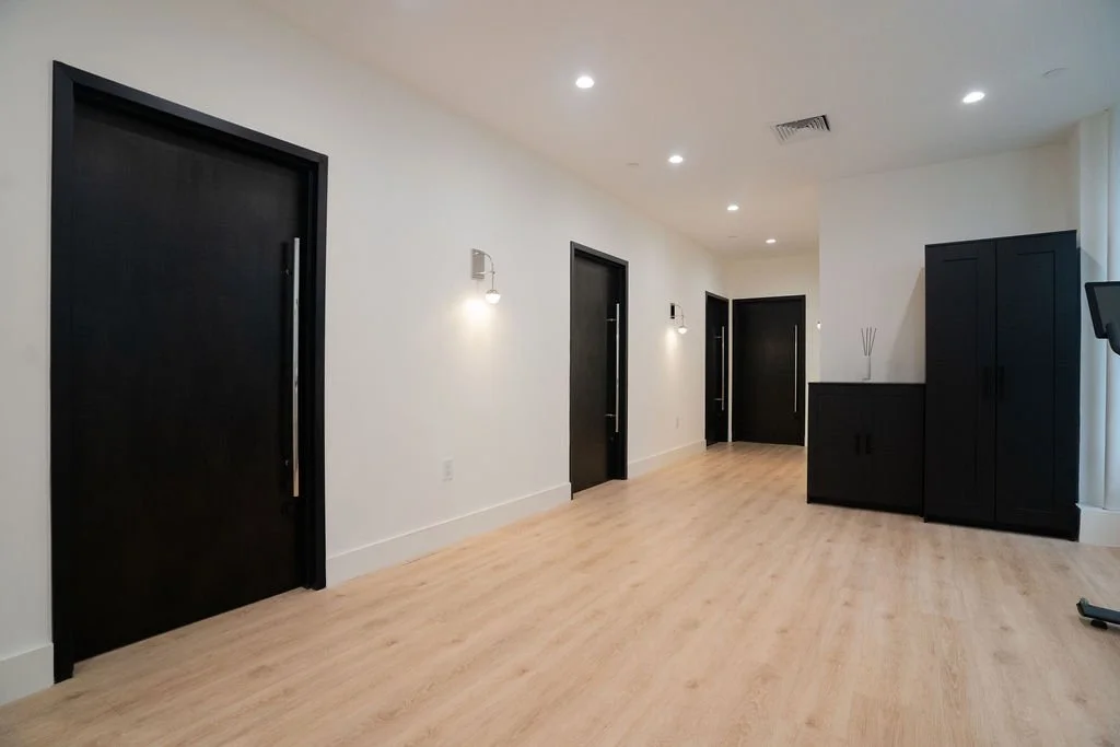 Sinar Treatments private chiropractic and wellness office in Midtown Manhattan